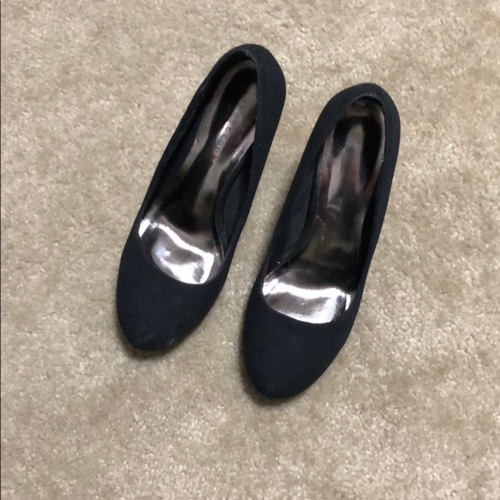 Black Wedges